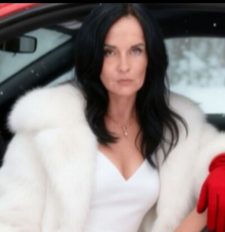 ���� 55850412 ������� Lola, 51 ���, ���� ���������� � ������