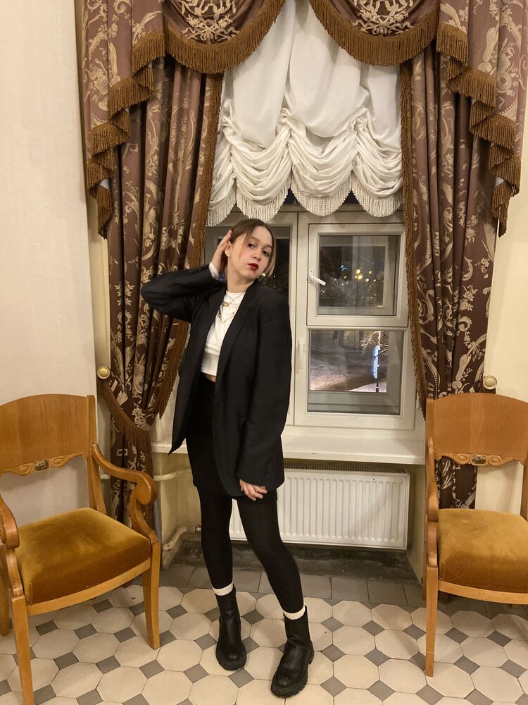  -,   , 21 ,   