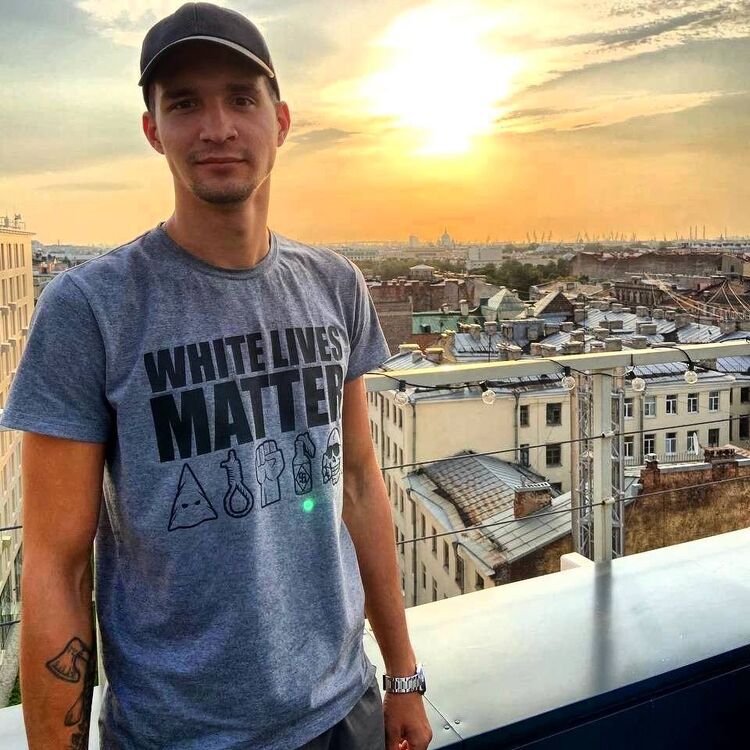  52463852  Alexander, 26 ,    -