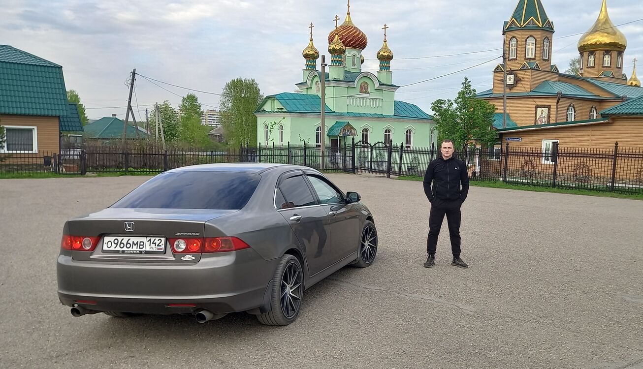  35985662  Vasily, 33 ,    