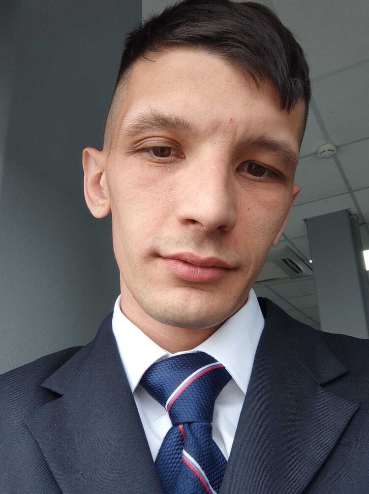  48758792  , 34 ,    