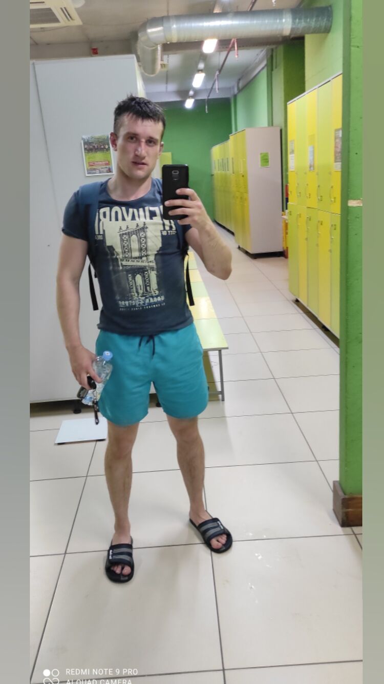  36618832  , 27 ,    