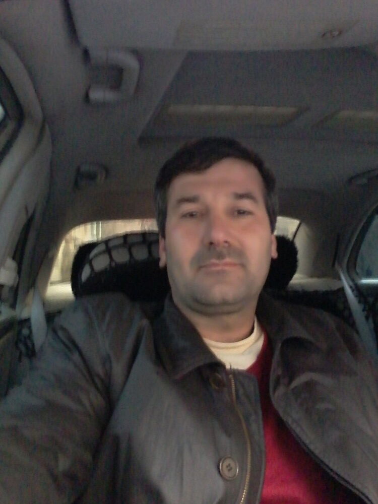 18952722  Ismutullo, 43 ,    