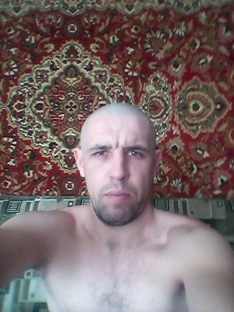  9046702  , 38 ,    