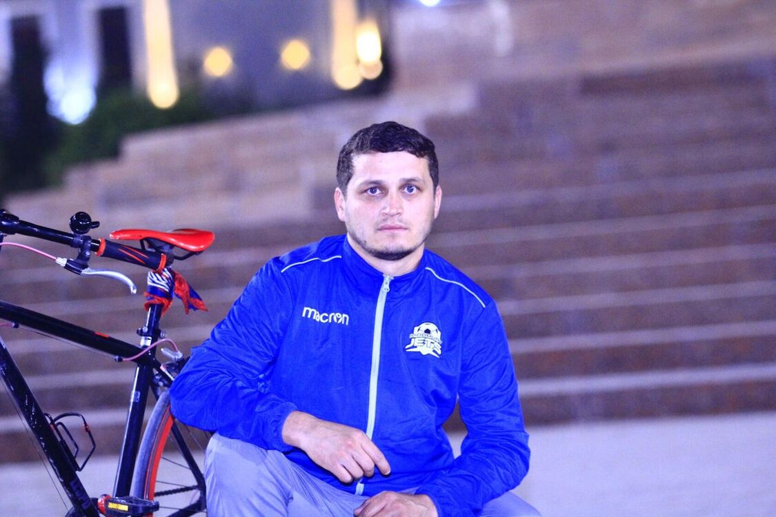  48108242  Damir, 28 ,    