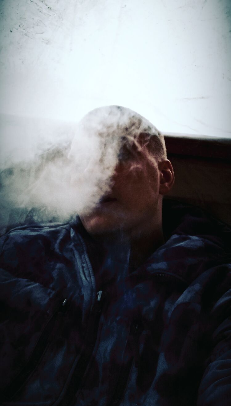  40302682  , 23 ,    