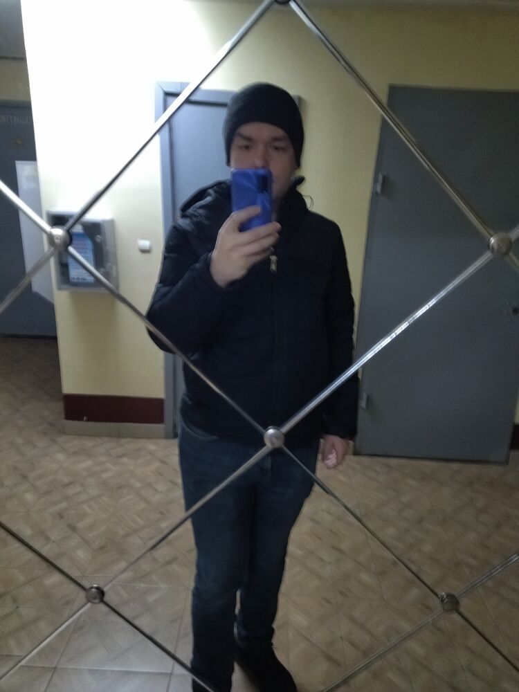  48757922  , 42 ,    --