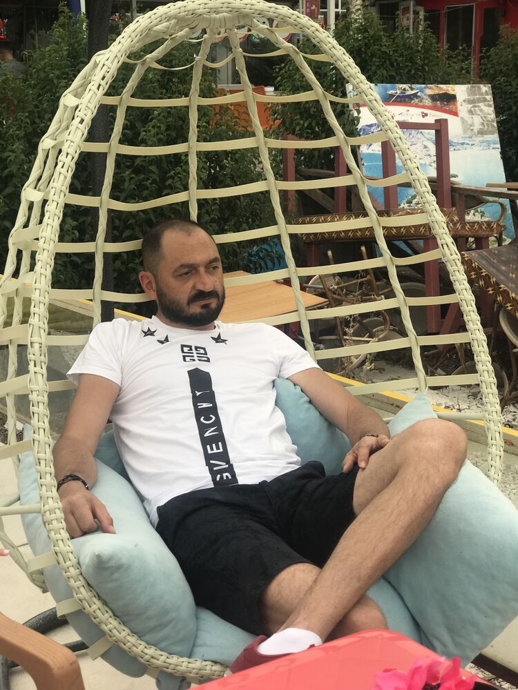  25152252  Mustafa, 45 ,    