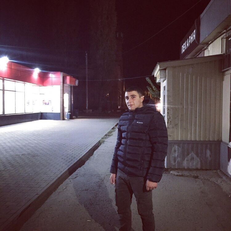  ,   Anatol, 30 ,   ,   , c 