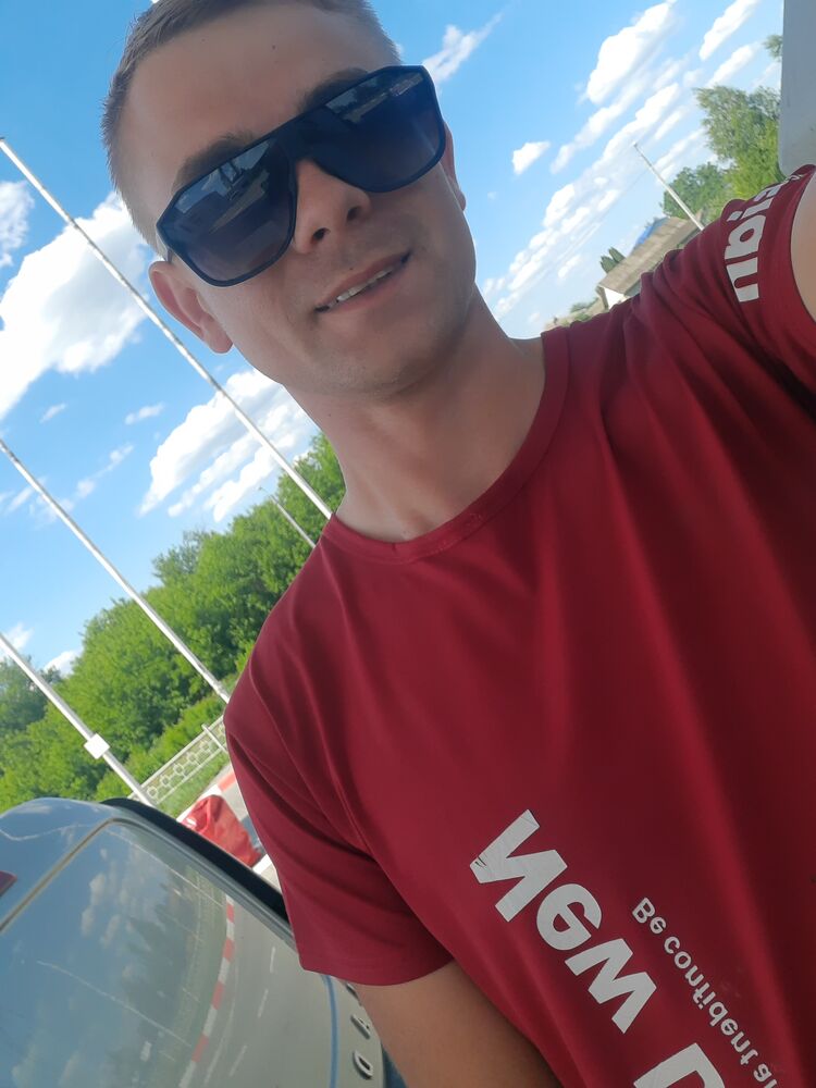  29796192  Alexander, 30 ,    