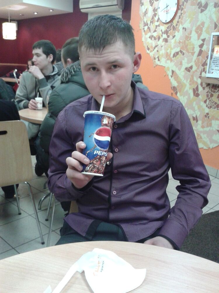  7783232  Igor, 32 ,    