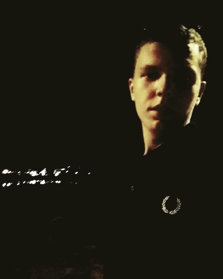  ,   IVAN, 28 ,   ,   , c 