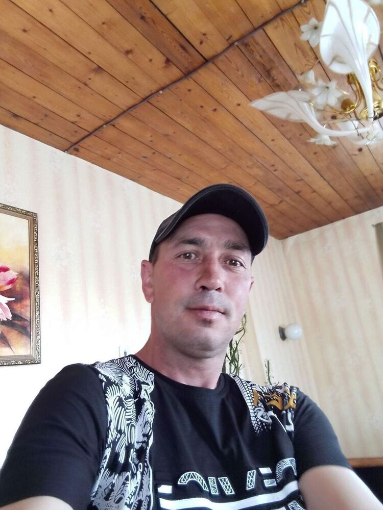  ,   Valera, 45 ,   ,   