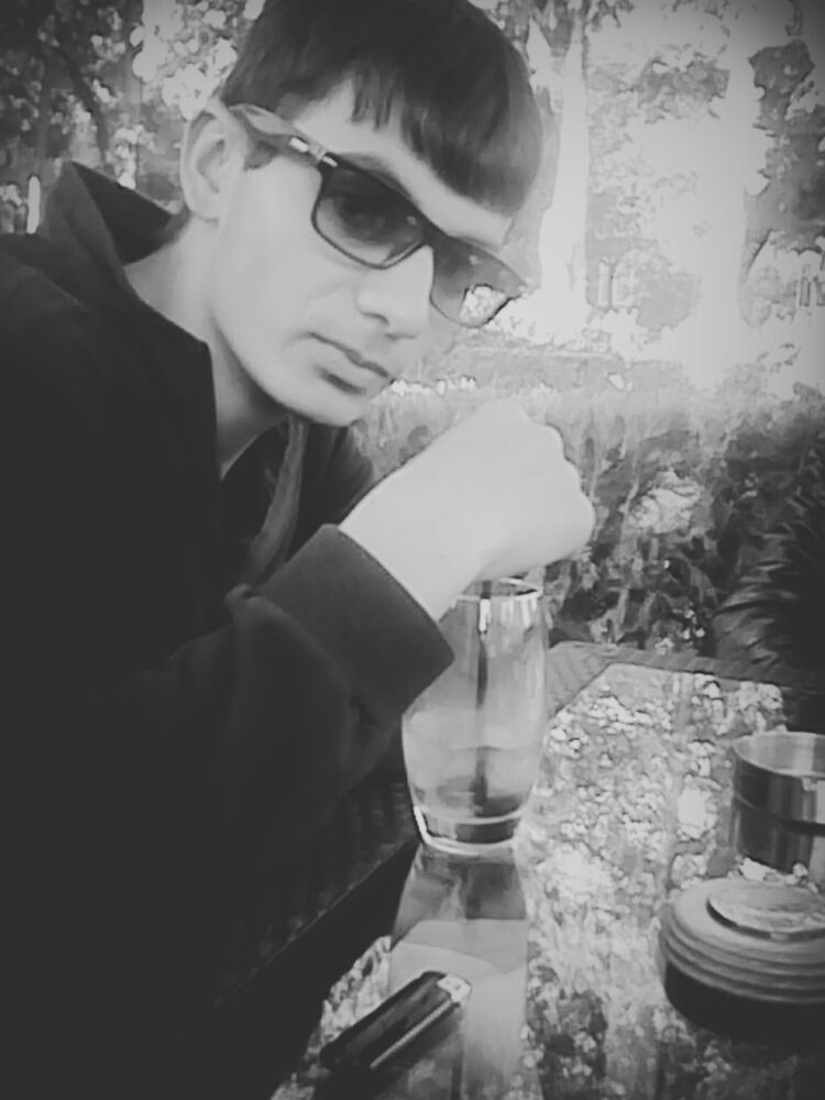  ,   Vova, 36 ,   