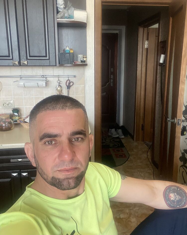  44311642  , 38 ,    