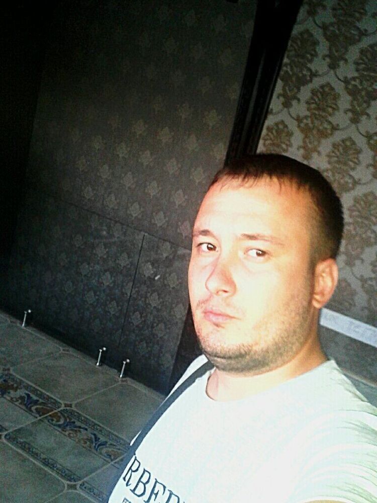  11998752  Goress, 35 ,    