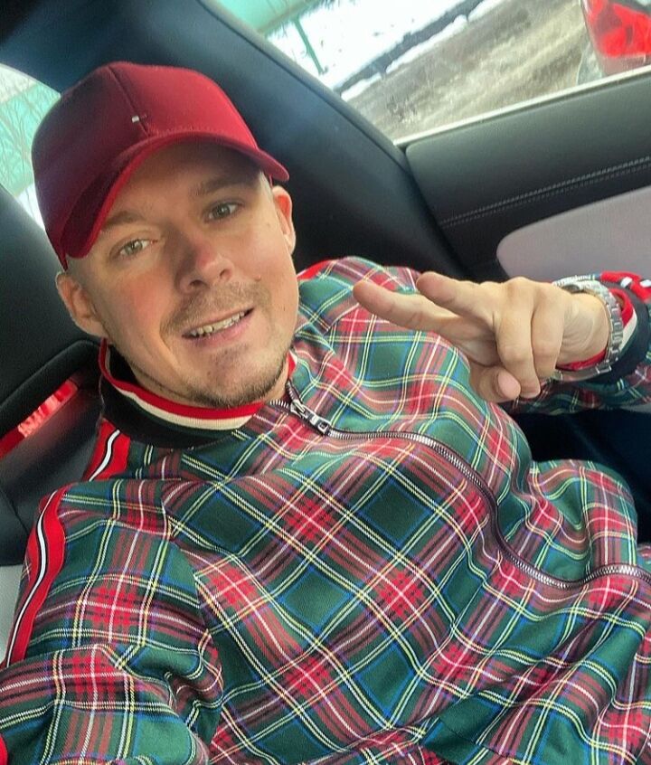  ,   , 44 ,   c 