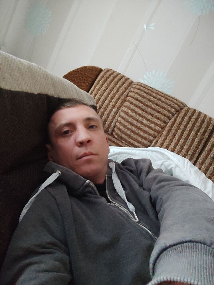  32247852  , 41 ,    