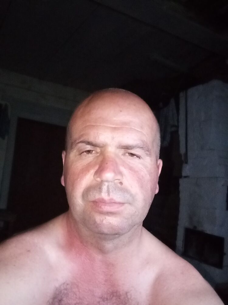  37721692  , 44 ,    
