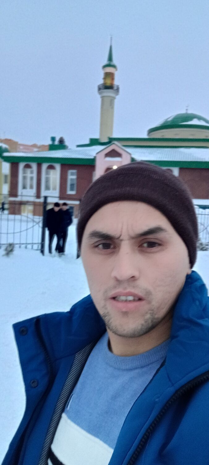  48323572  Mansurbek, 28 ,    