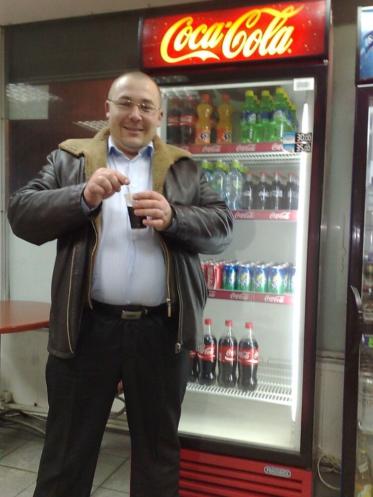  ,   Andrei, 42 ,   ,   , c 
