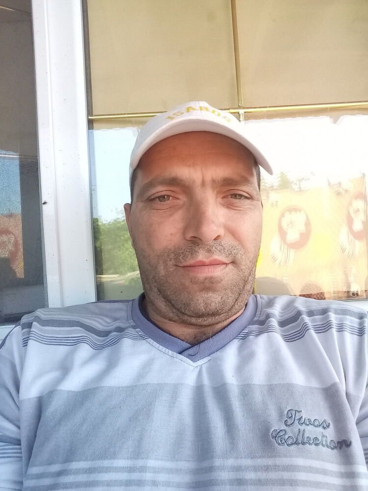  ,   Valera, 52 ,   ,   , c 