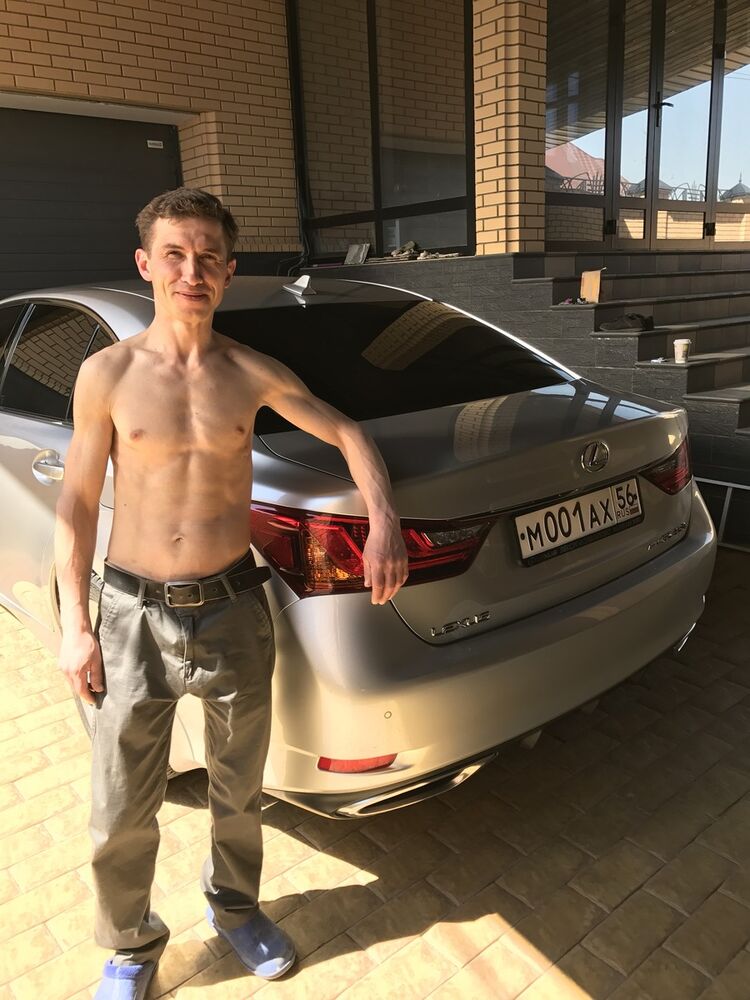  9946732  , 42 ,    