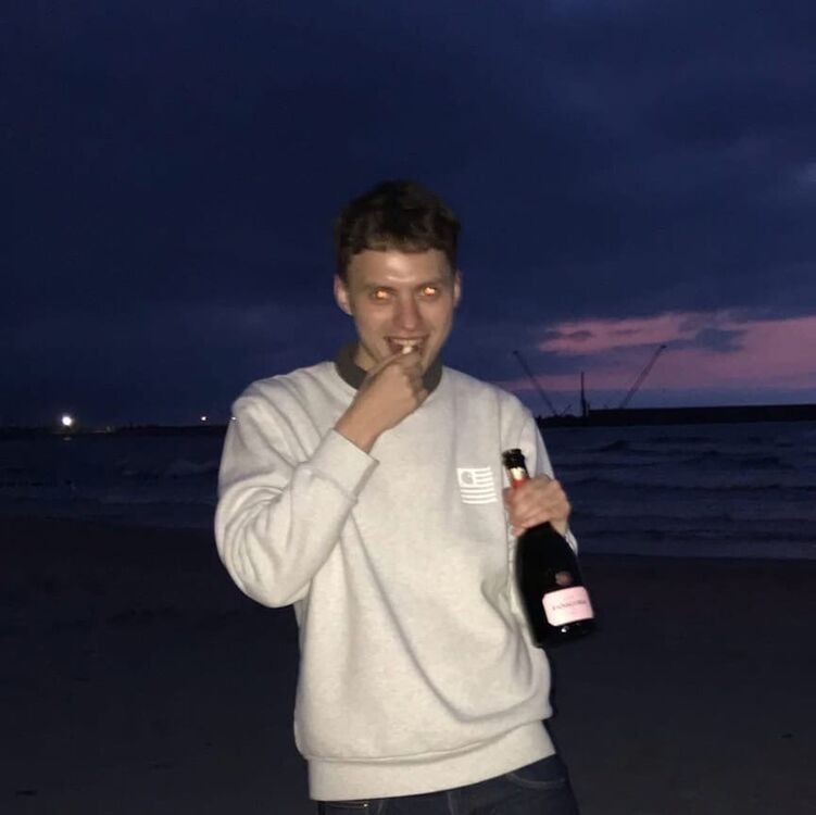 ���� 24330532 ����� ����, 25 ���, ���� ���������� � ������