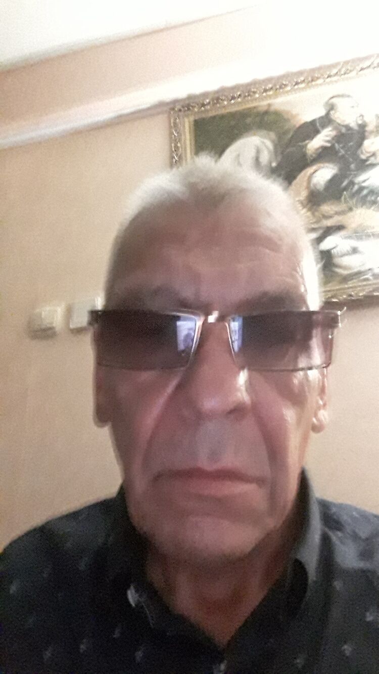  44985942  , 63 ,    