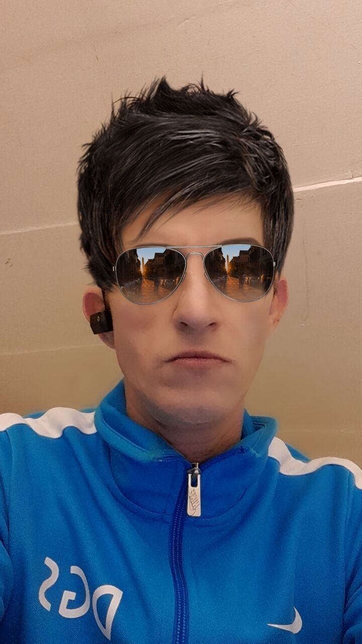  23854632  Stefan, 38 ,    