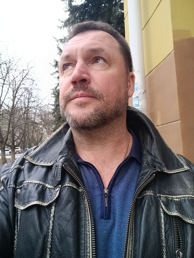  42142452  , 47 ,    --