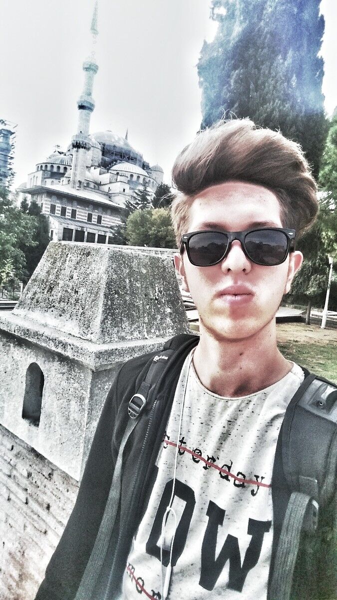  16090752  Denis, 30 ,    