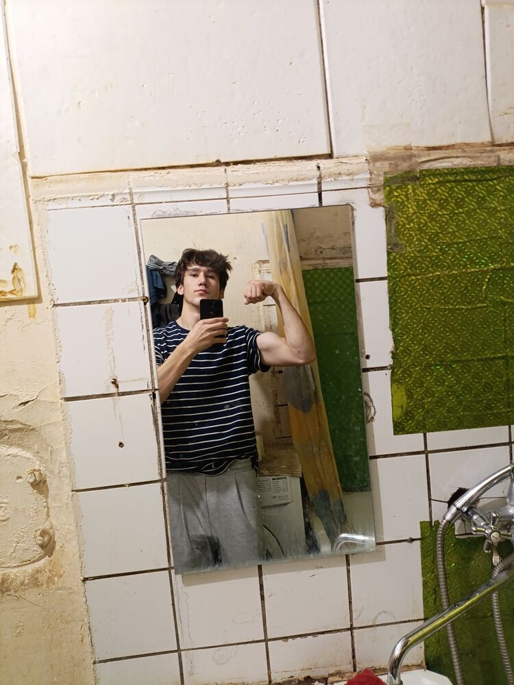  54492892  Shahboz, 25 ,    