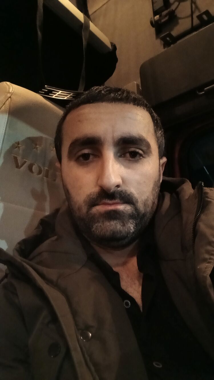  47427622  , 29 ,    