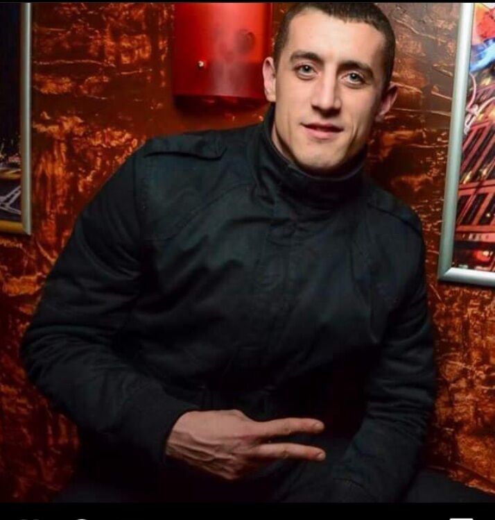  23196522  Oleg, 32 ,    Praha