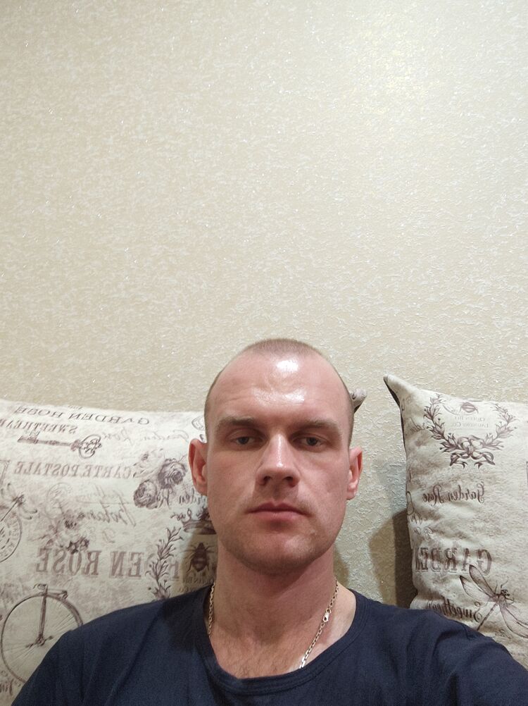  40271962  , 33 ,    