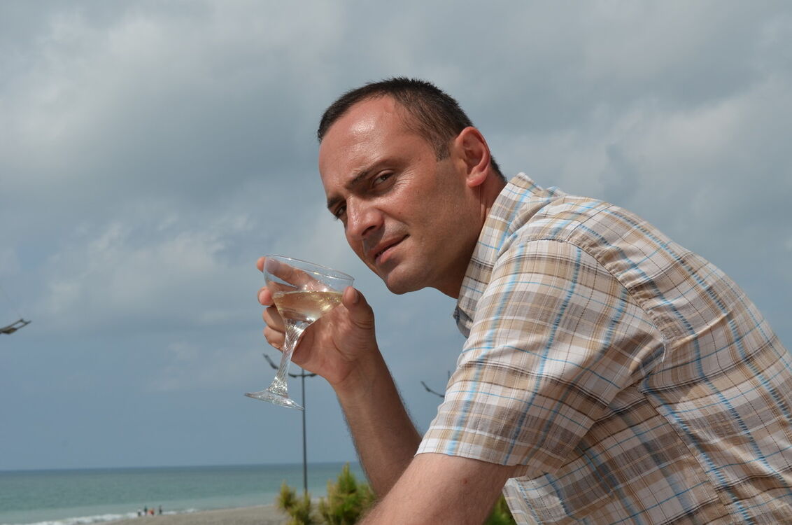  6804312  Erik, 42 ,    