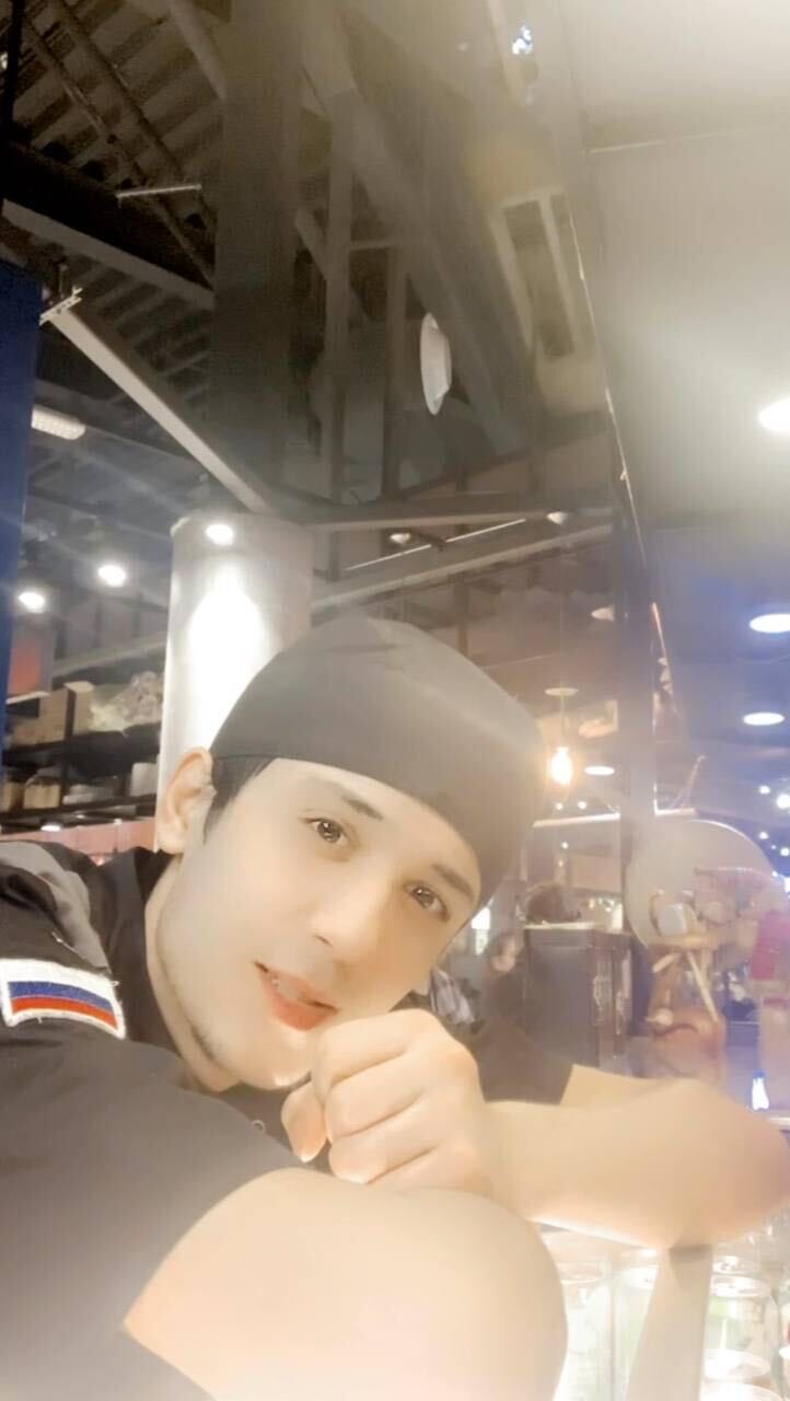  -,   Wolf, 24 ,   ,   