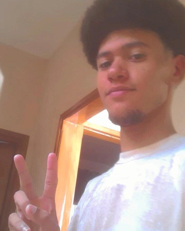  40770742  Gustavo Henr, 20 ,    Contagem
