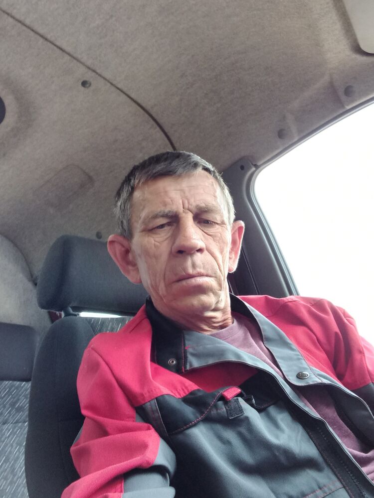  35717052  , 57 ,    