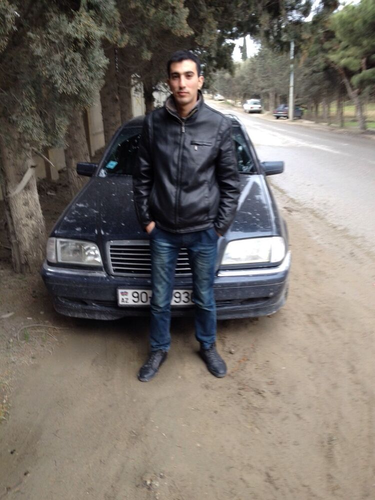  5780852  Cavid, 35 ,    