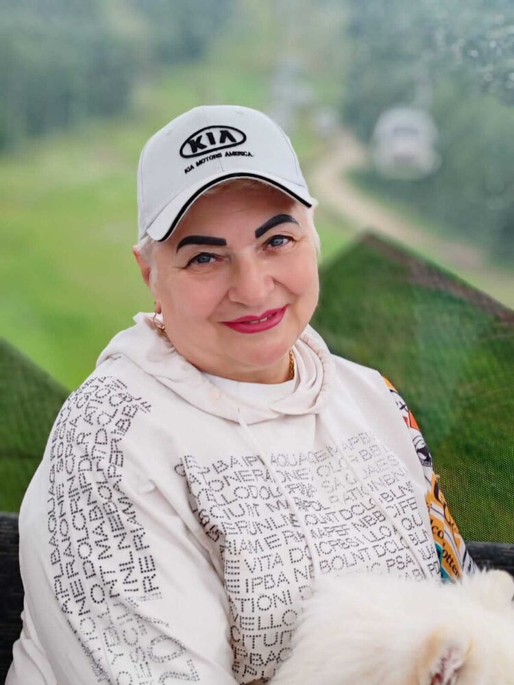  48841022  Tatyana, 61 ,    