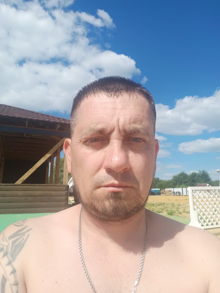  28319742  , 43 ,    