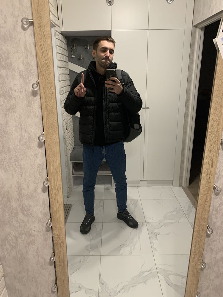  30685662  , 28 ,    