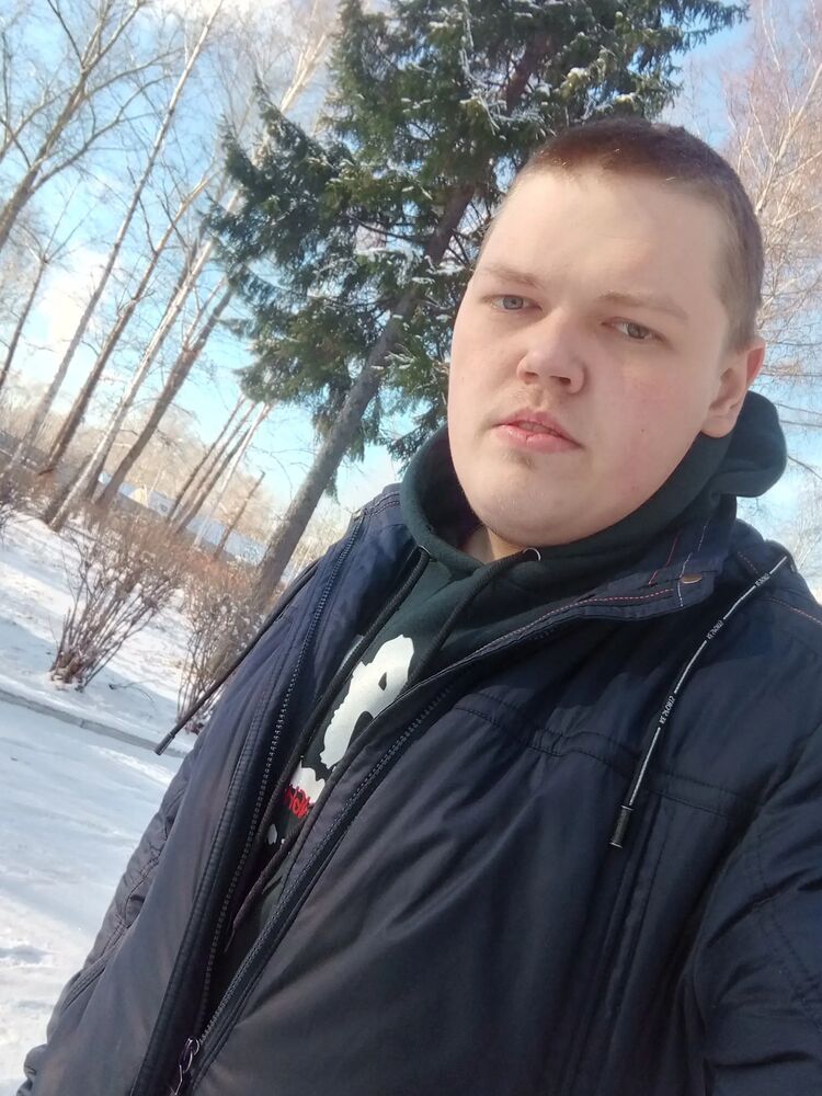  28788692  Alexander, 28 ,    