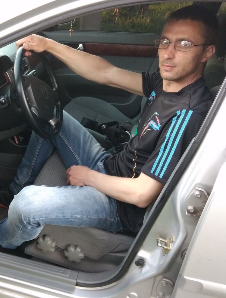  42663932  , 40 ,    