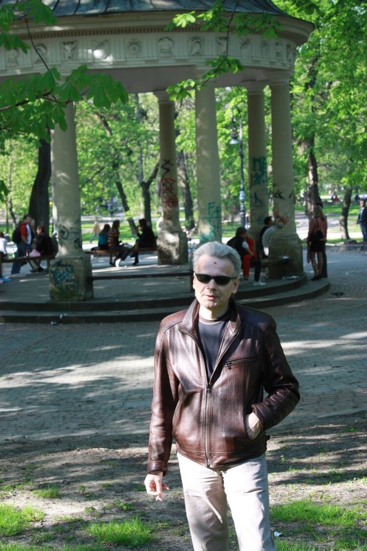  5383492  Stanislavsky, 65 ,    