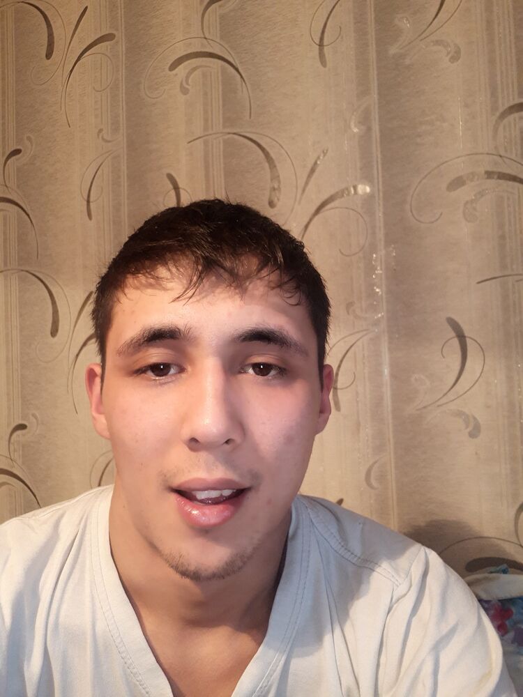  ,   Rafael, 30 ,   