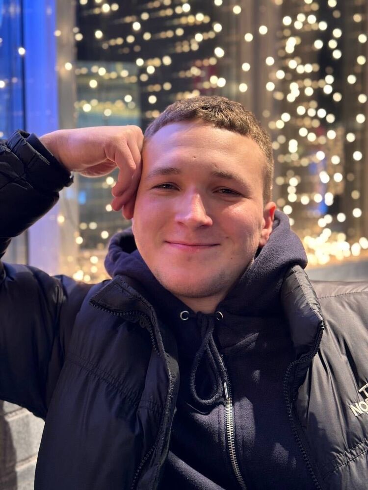  ,   Ѹ, 22 ,     , c , 