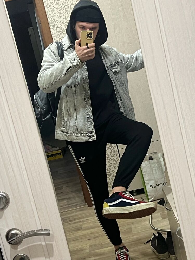  44717732  , 24 ,     
